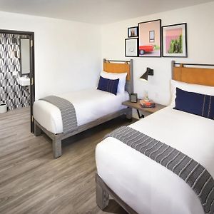 Standard Twin Room Mobility accessible