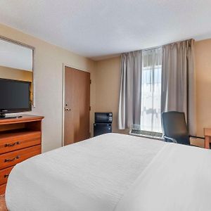 Queen Room Mobility accessible