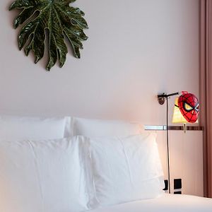 Medium King Room