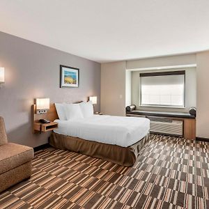 Queen Suite Disability Access