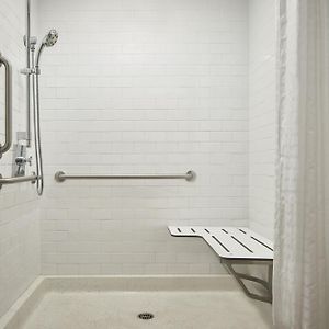 One-Bedroom King Suite Mobility or hearing accessible