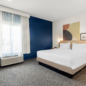 King Room Roll Shower Mobility Hearing Access