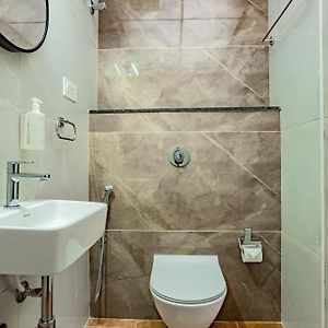 Dormitory Room Female only