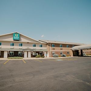 Quality Inn & Suites Watertown Near Prairie Lakes Ice Arena
