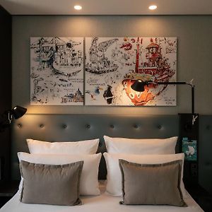 Queen Room