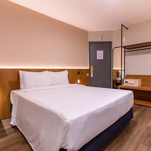 Luxury Queen Room