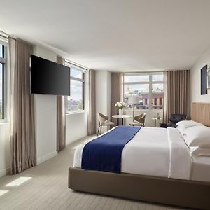 Premium King Room