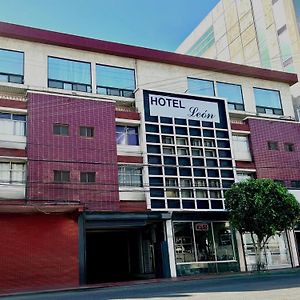 Hotel Leon