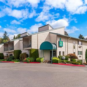 Quality Inn & Suites Vancouver - Hazel Dell