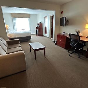 King Suite Mobility accessible