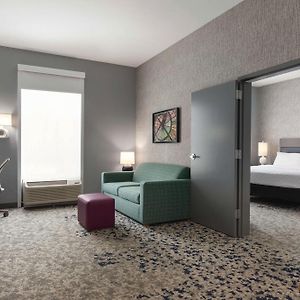 One-Bedroom King Suite