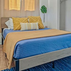 Lake House Escape, Venture Base Unit 7