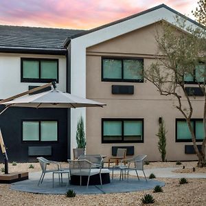 The Inelle, Oakhurst Yosemite, A Tribute Portfolio Hotel