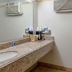 King Room Mobility accessible