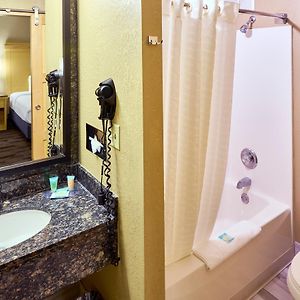 Premium King Room