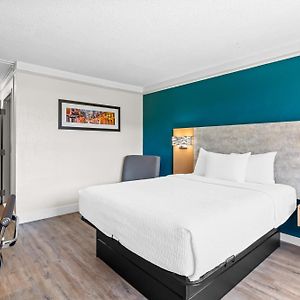 Queen Room Disability Access