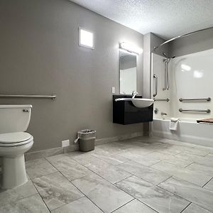 Queen Room Disability Access