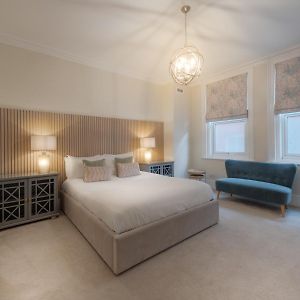 Executive King Room