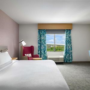 One-Bedroom King Suite
