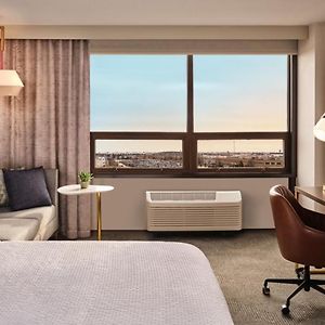 Queen Room Hearing Accesible