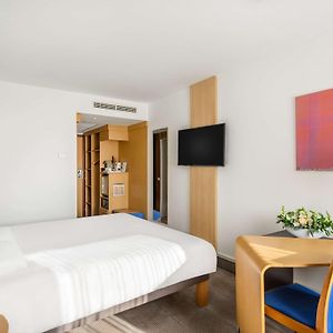 Executive King Room