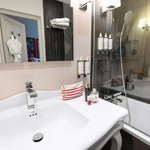 Classic Twin Room