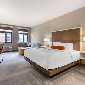 King Room Mobility accessible