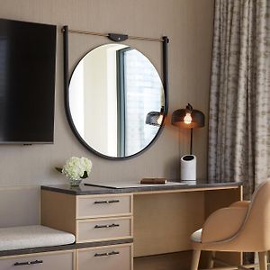 Premium King Room