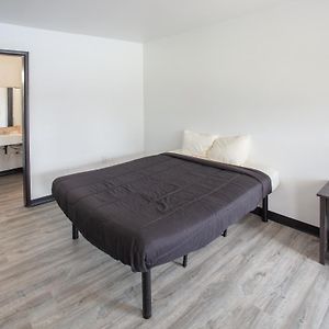 Queen Suite