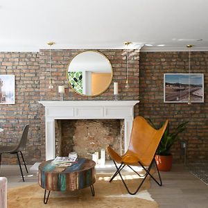 Bond Townhouse