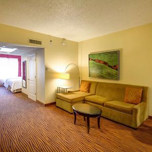 One-Bedroom King Suite