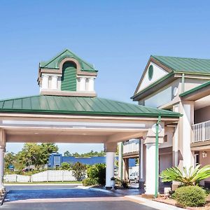 Super 8 By Wyndham Marianna