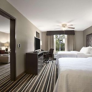 Queen Suite