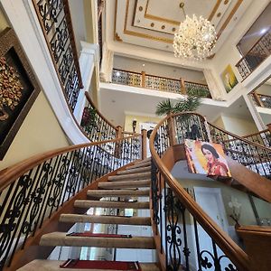 Empress Madani Palace Hotel