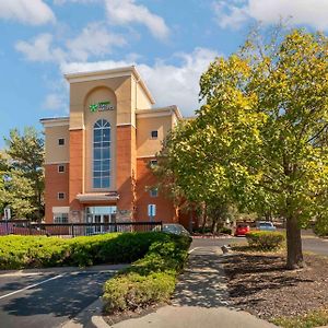 Extended Stay America Suites - Kansas City - Country Club Plaza
