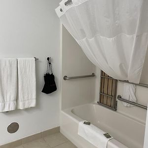 Queen Room Disability Access