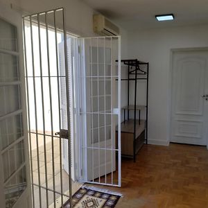 Deluxe Queen Suite