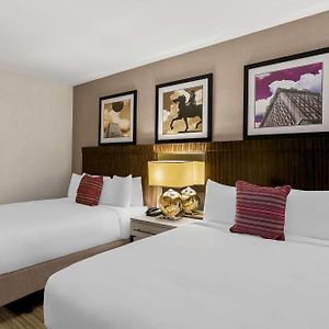 Queen Room Hearing Accesible