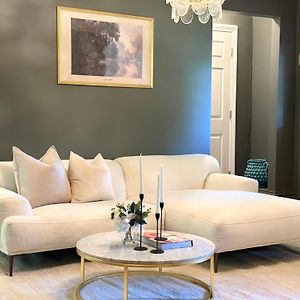 Classic One-Bedroom Apartment