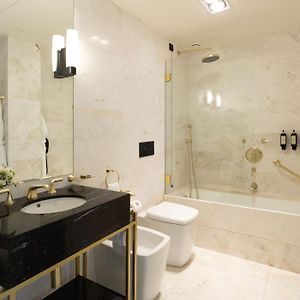 Classic Single Room