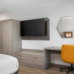 King Room Hearing Accessible
