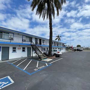 Sunny Sands Inn