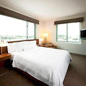 Executive King Suite
