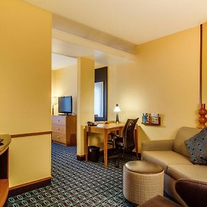 Executive One-Bedroom Suite