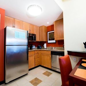 One-Bedroom King Suite