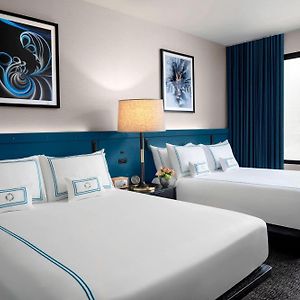 Queen Room Mobility or hearing accessible
