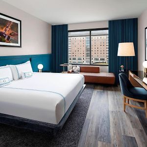 King Room Mobility or hearing accessible