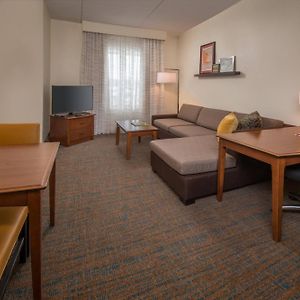 One-Bedroom King Suite