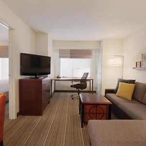 One-Bedroom King Suite