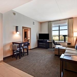 One-Bedroom King Suite